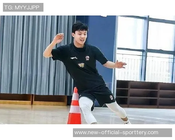 呼吁：中国男篮立即废除国手免体测特权